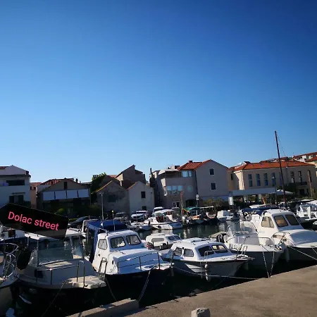 Kuca Lukin アパート *